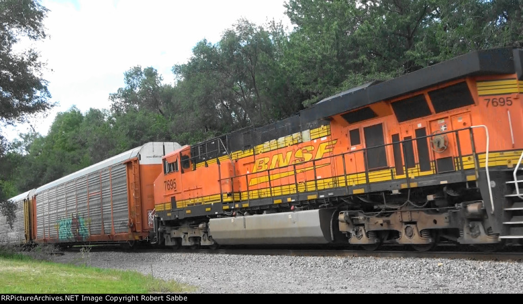 BNSF 7695